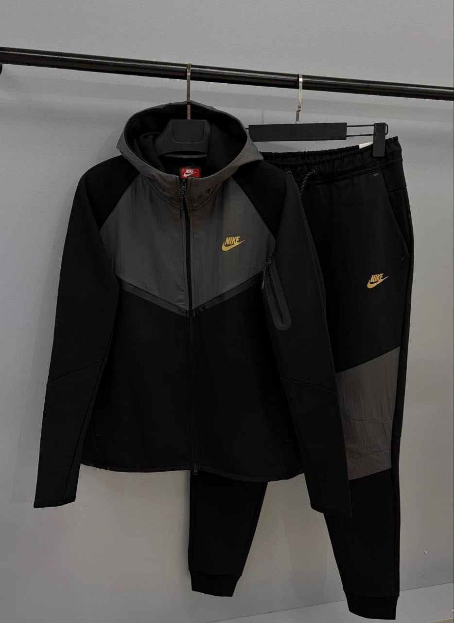 Nike Tech Fleece Komplet