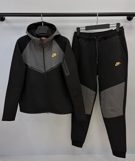 Nike Tech Fleece Komplet